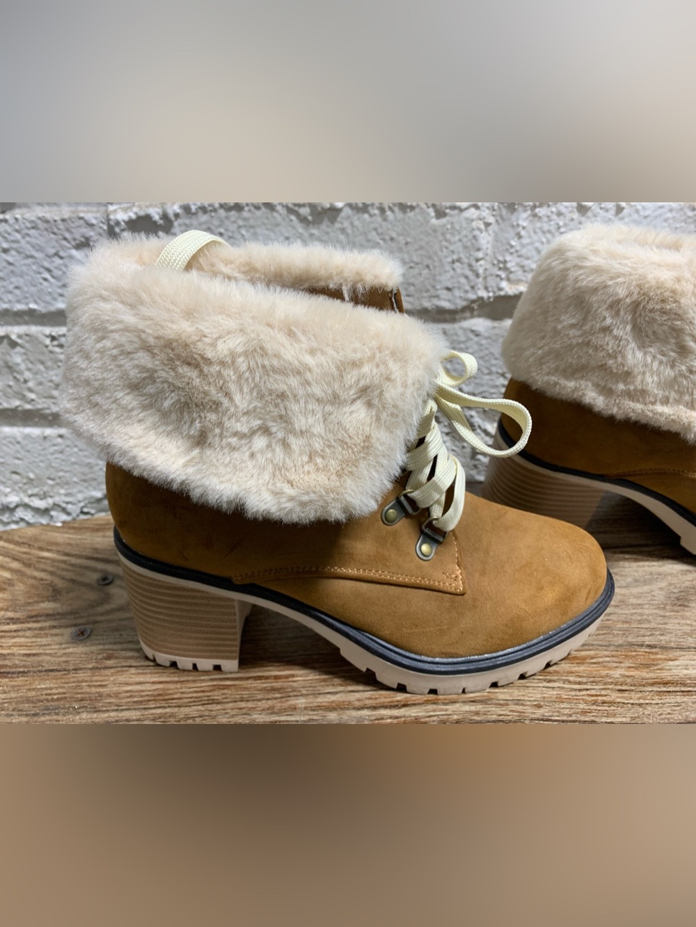 Women's Tan Faux-Suede Fur-Trim Lace-Up
Heeled Ankle Boot - SIZE 6 1/2 - Picture 3 of 16